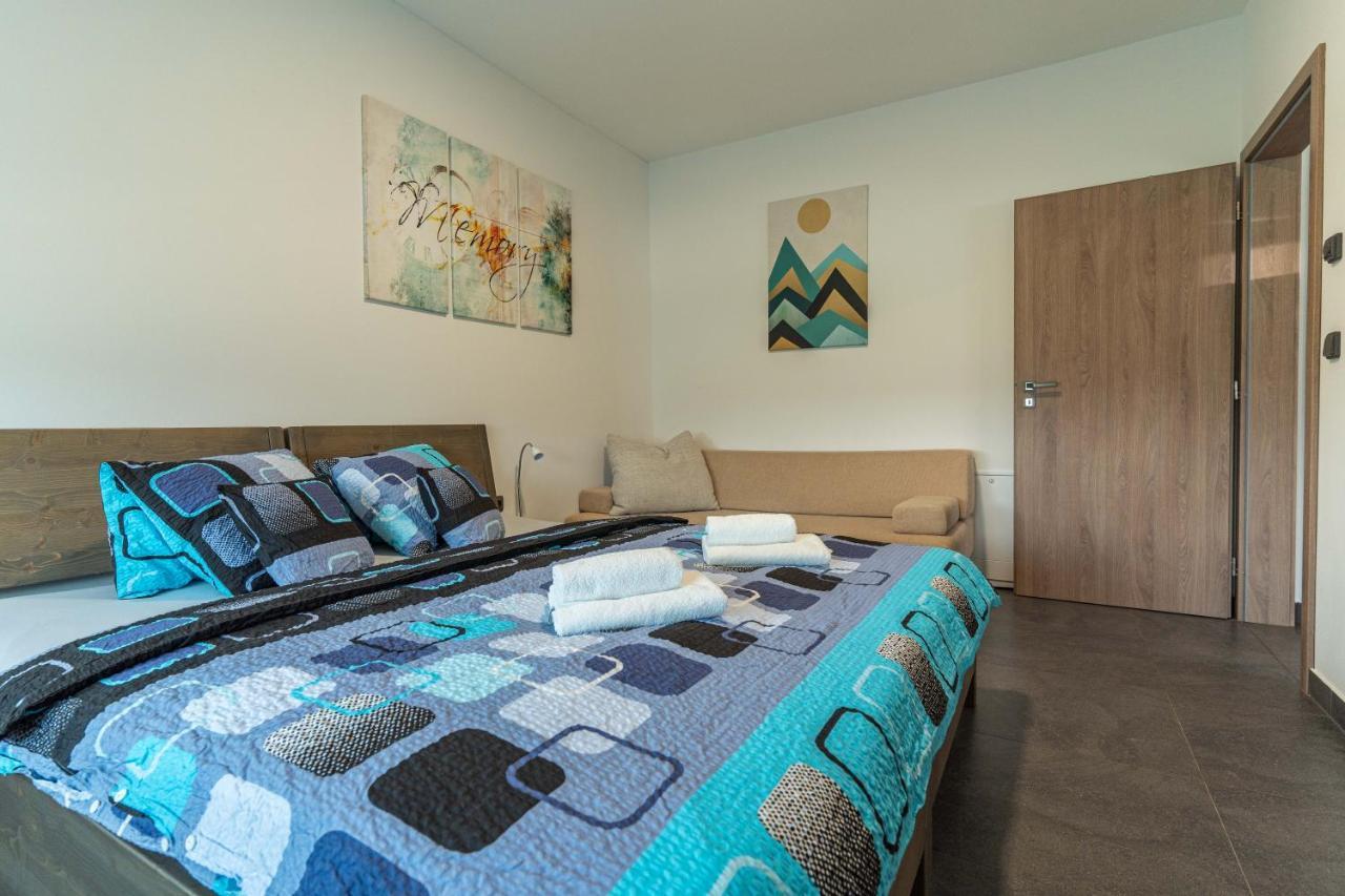 אברטאמי Apartmany Pod Sjezdovkou מראה חיצוני תמונה
