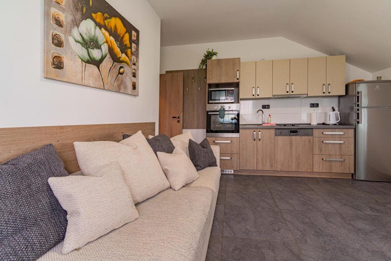 אברטאמי Apartmany Pod Sjezdovkou מראה חיצוני תמונה