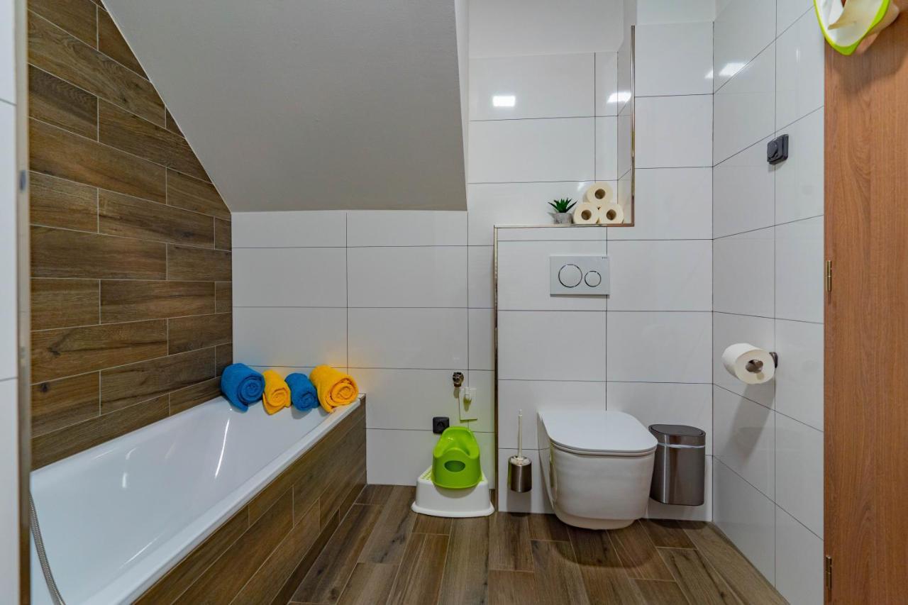 אברטאמי Apartmany Pod Sjezdovkou מראה חיצוני תמונה